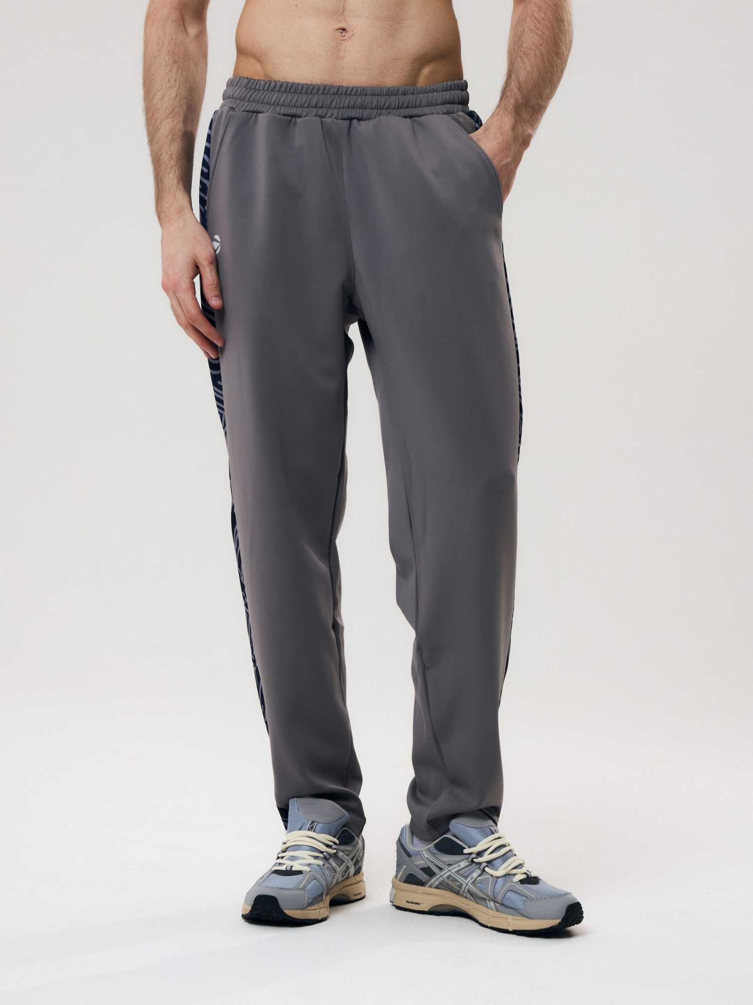 Брюки спортивные мужские