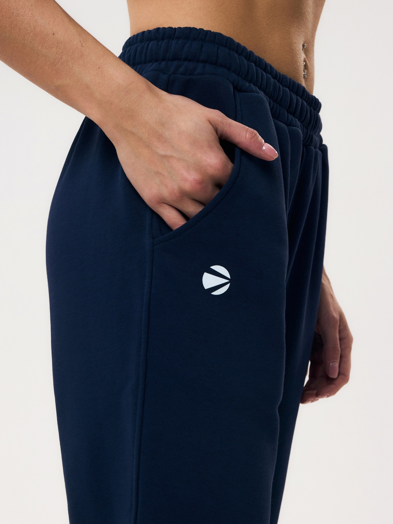 Брюки спортивные женские