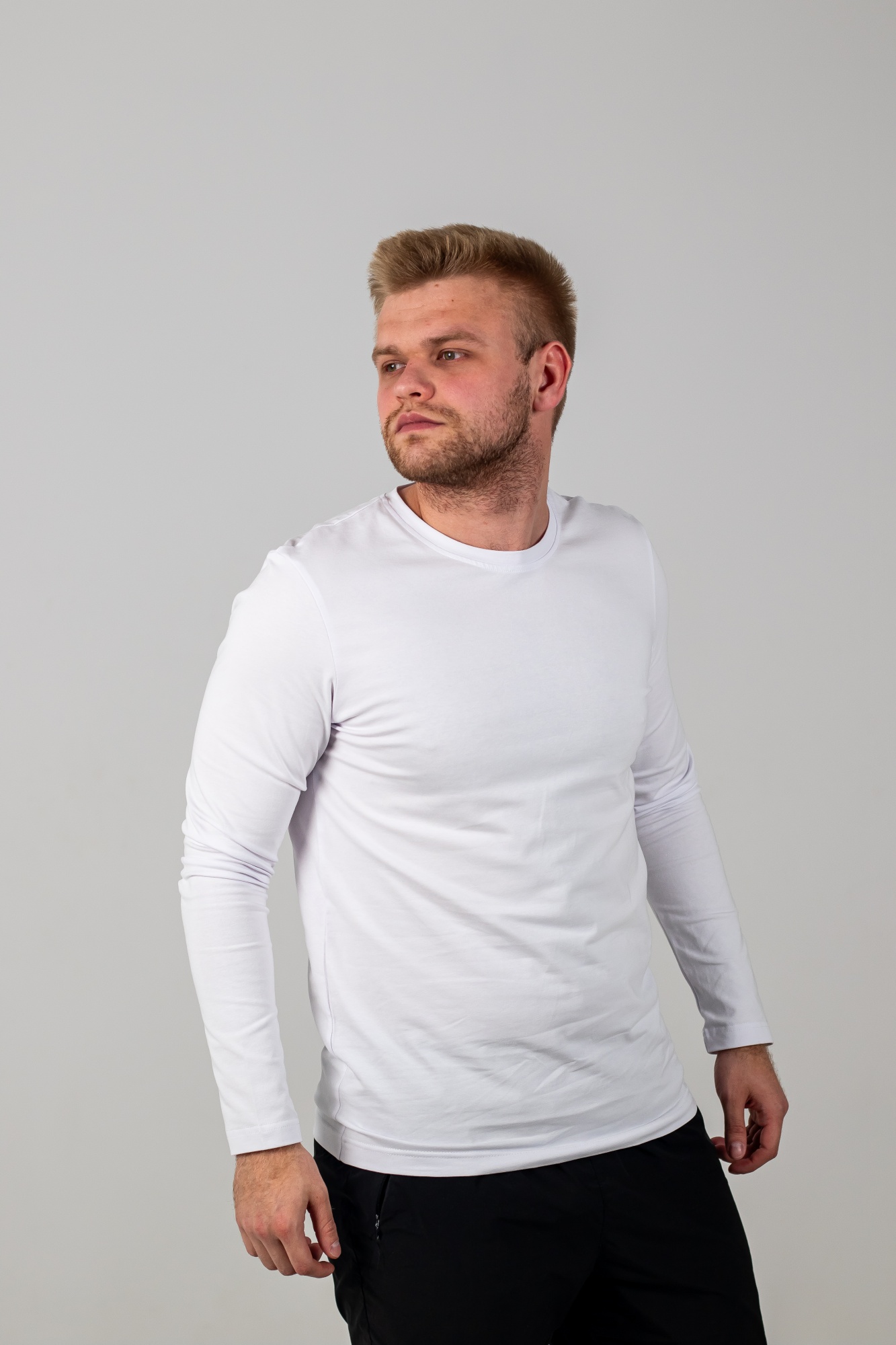 Футболка с длинным рукавом